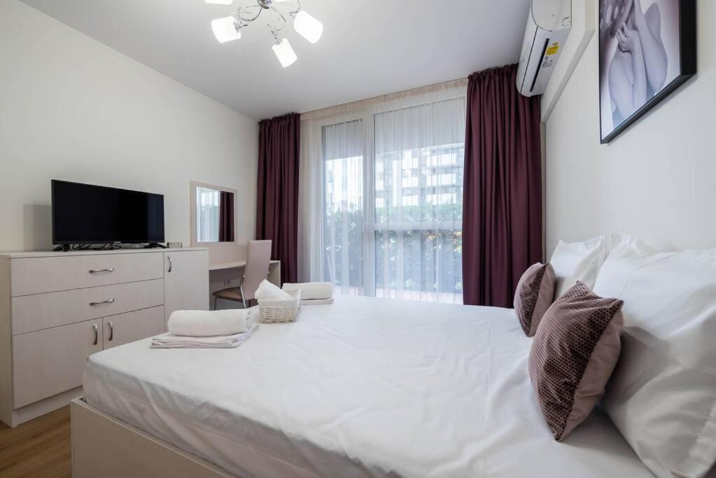 Labyrinth Apartment - Free Parking Space Included Warna Zewnętrze zdjęcie
